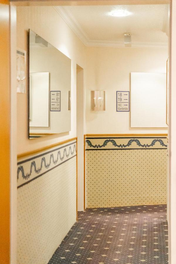 Ambient Hotel Zum Schwan Gelsenkirchen Zewnętrze zdjęcie